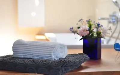 Update Your Bathroom: 6 DIY Tips for Homeowners